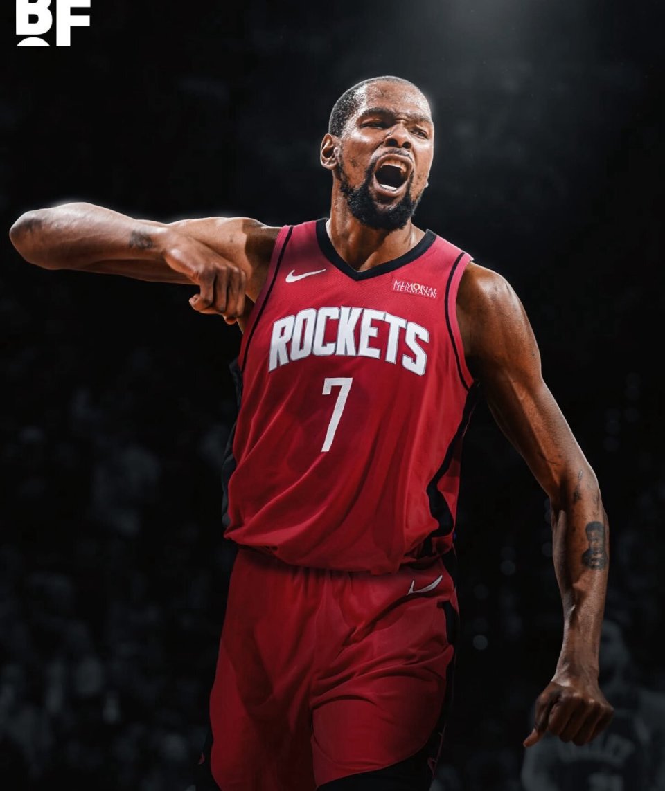 诺伊尔当选 诺伊尔当选